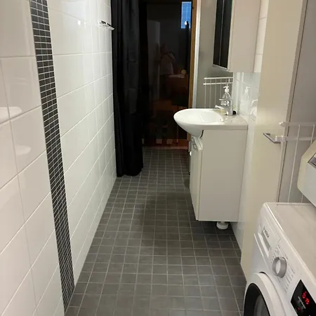 Apartment Great In Center